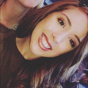 Meet your Posher, Julianne